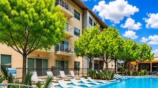 More details for 660 Yorktown St, Dallas, TX - Multifamily for Sale