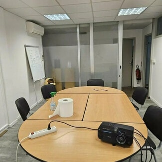 Plus de détails pour Bureau à louer