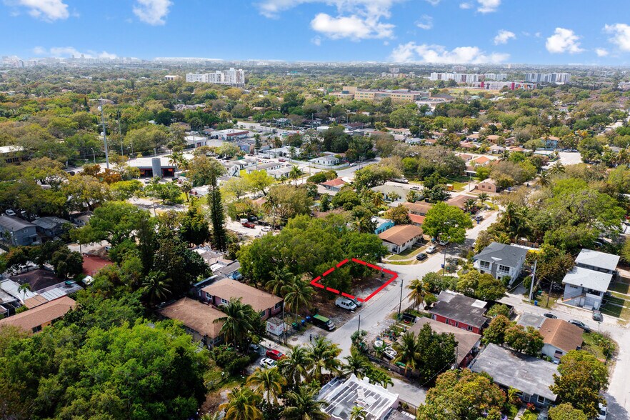 6345 NE 1st Ave, Miami, FL à vendre - Aérien - Image 3 de 23