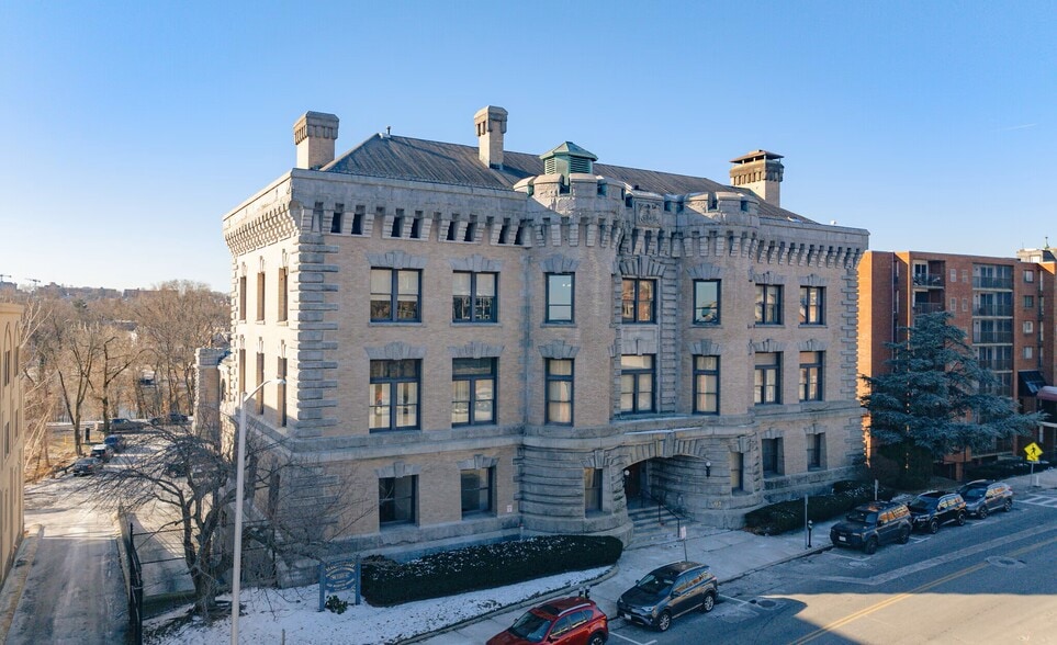 92 High St, Medford, MA for lease - Building Photo - Image 2 of 25