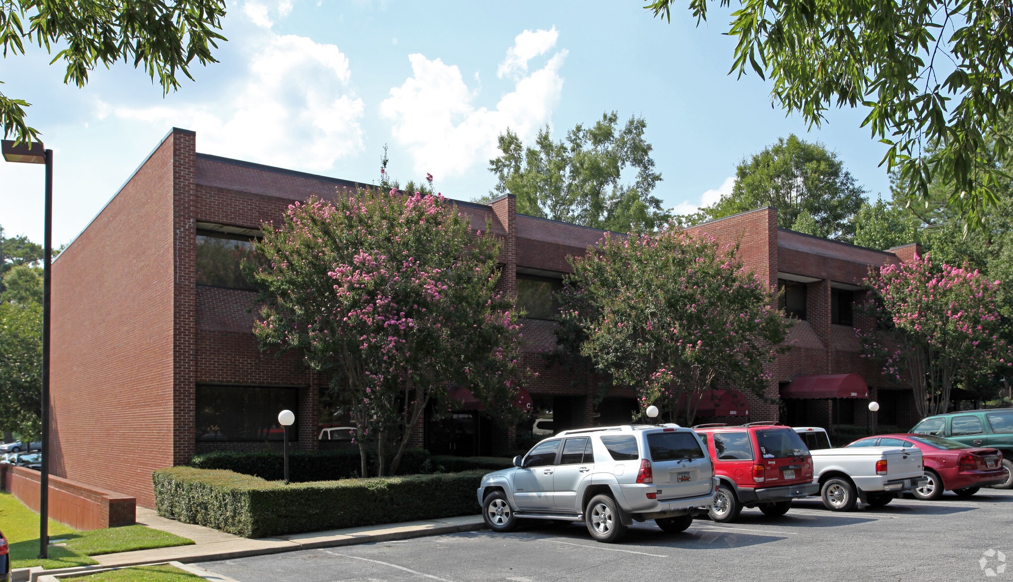 3800 Forest Dr, Columbia, SC for lease Primary Photo- Image 1 of 9