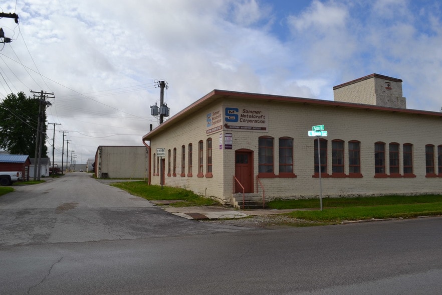 315 Poston Dr, Crawfordsville, IN for sale - Building Photo - Image 3 of 40