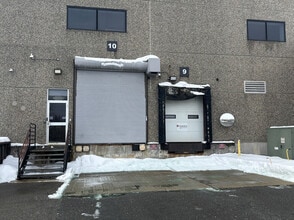 10 Centennial Dr, Peabody, MA for lease Building Photo- Image 1 of 3
