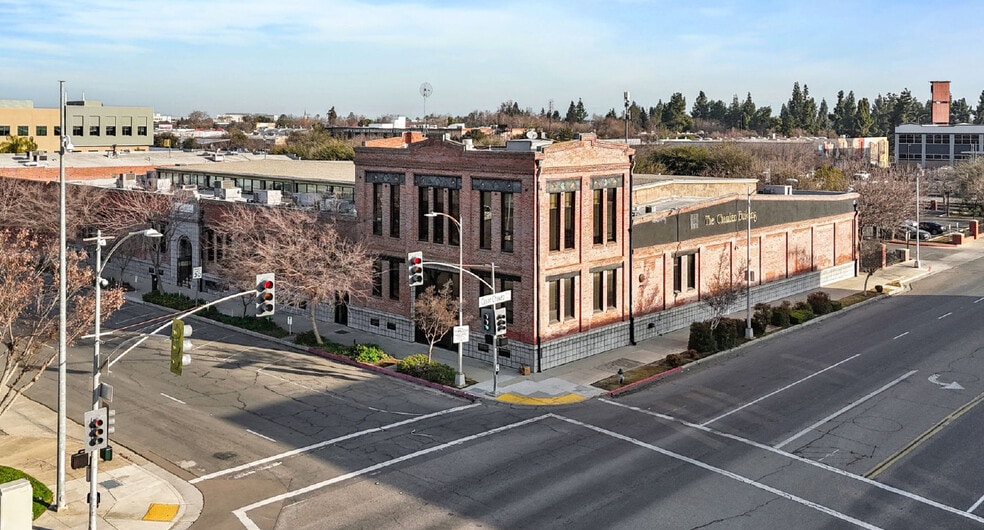 616 & 660 P Street St, Fresno, CA for lease - Building Photo - Image 2 of 3