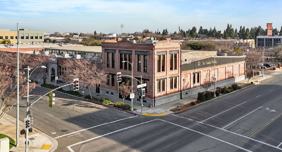 616 & 660 P Street St, Fresno, CA à louer - Photo du bâtiment - Image 2 de 3