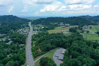 325 New Leicester Hwy, Asheville, NC - Aérien  Vue de la carte - Image1