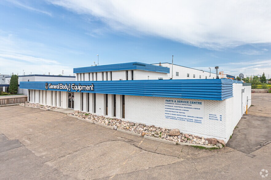 8503 Davies Rd NW, Edmonton, AB à vendre - Photo principale - Image 1 de 1