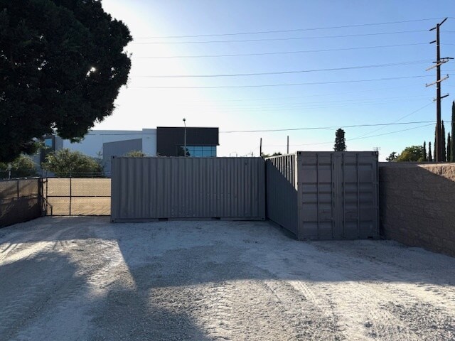 439 S Campus Ave, Ontario, CA à vendre - Photo du bâtiment - Image 3 de 5