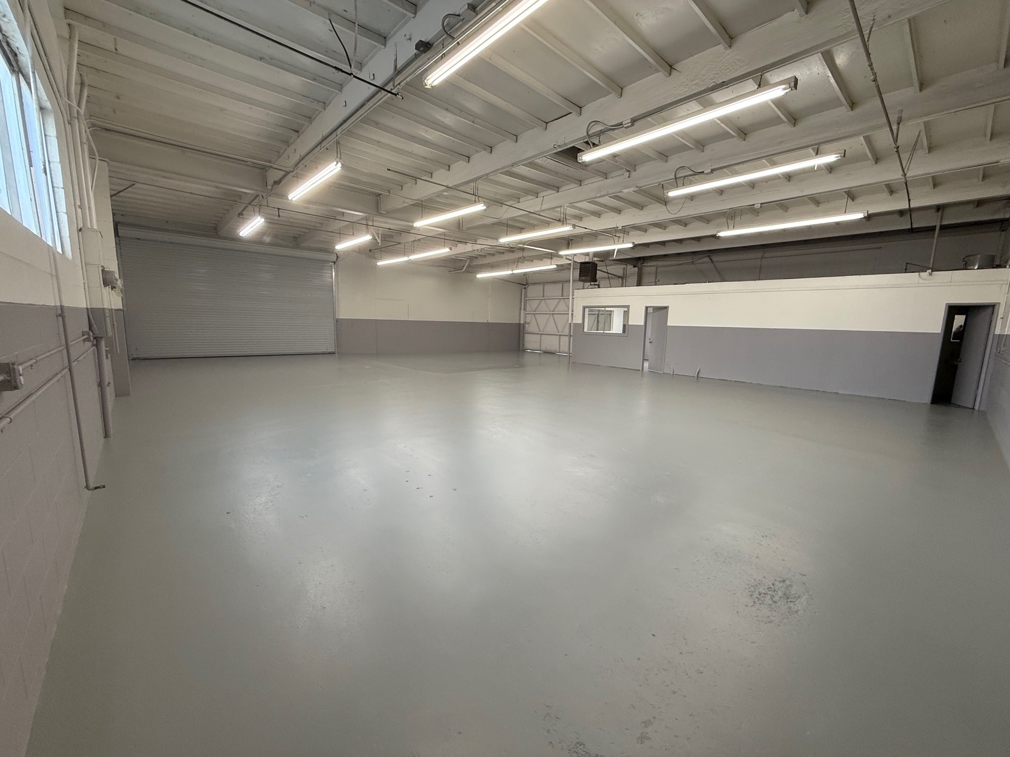 12205 Prairie Ave, Hawthorne, CA for lease Interior Photo- Image 1 of 5