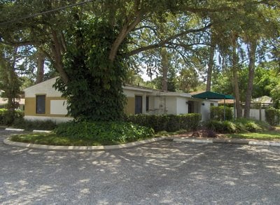 3607 S Coolidge Ave, Tampa, FL for lease Primary Photo- Image 1 of 2