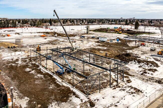 Plus de détails pour 122 51 Av NW, Edmonton, AB - Commerce de détail à louer