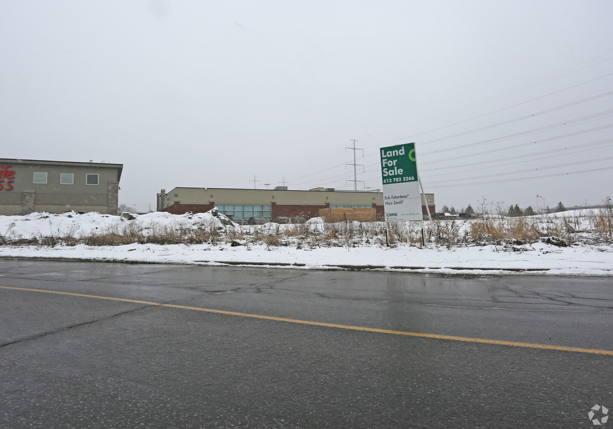 130 Michael Cowpland Dr, Ottawa, ON à vendre Photo du bâtiment- Image 1 de 8