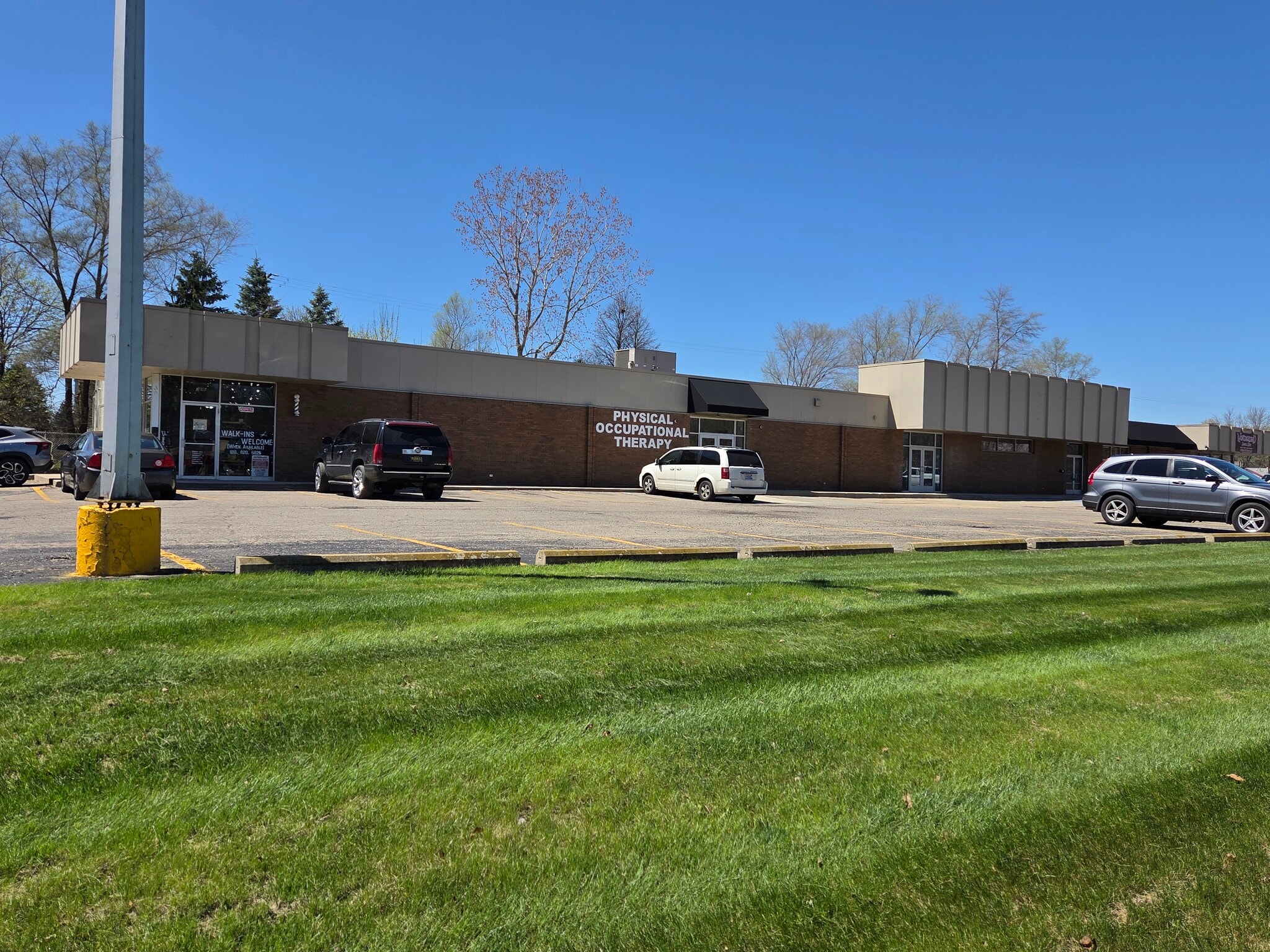 3095 N Genesee Rd, Flint, MI for lease Building Photo- Image 1 of 8