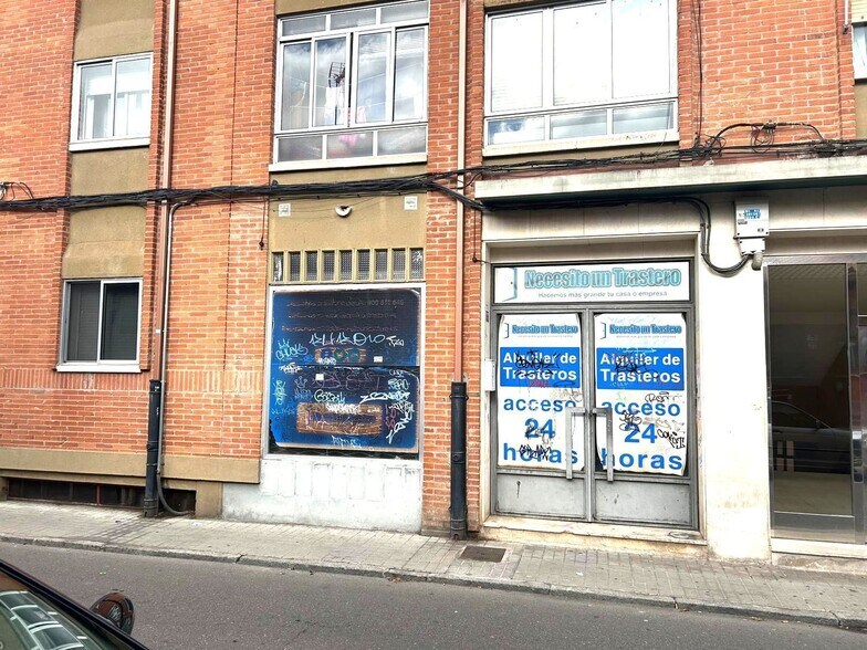 Calle San Juan de la Cruz, 2, Laguna de Duero, Valladolid for sale - Building Photo - Image 2 of 16