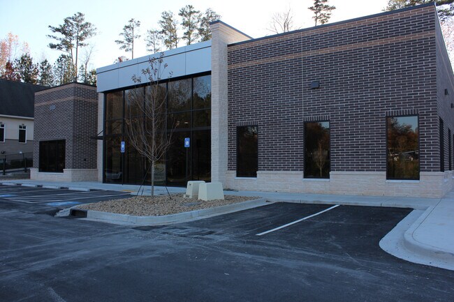 More details for 640 Claremore Professional Way, Woodstock, GA - Office for Lease