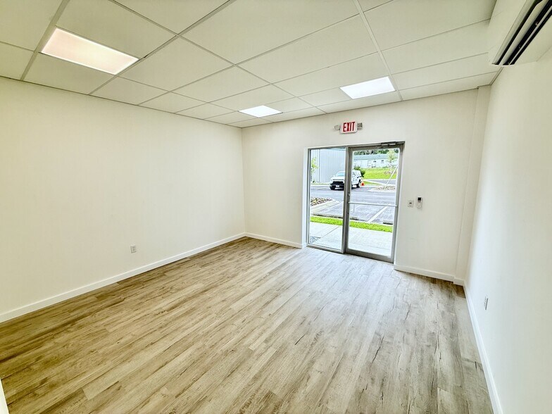 5741 S Pine Ave, Ocala, FL à louer - Photo du bâtiment - Image 2 de 24