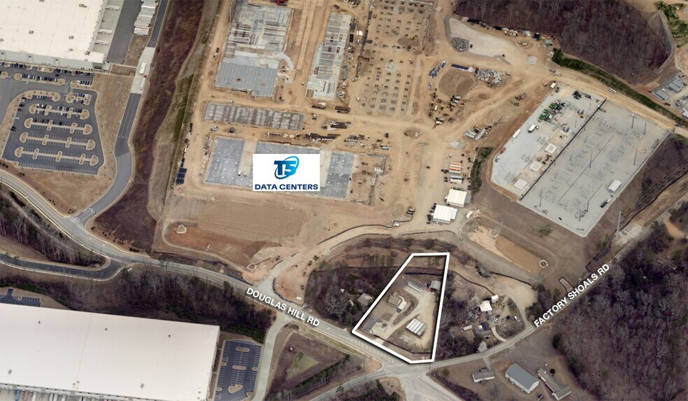 960 Douglas Hill Rd, Lithia Springs, GA for sale - Building Photo - Image 1 of 5