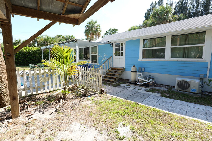 12450 SE Dixie Hwy, Hobe Sound, FL à vendre - Photo du b timent - Image 3 de 19