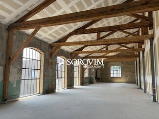Plus de détails pour 7 Rue Des Alliages, Chaponost - Industriel à vendre