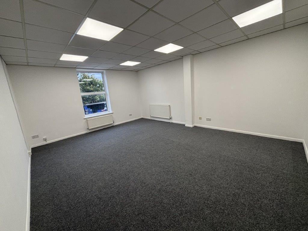 19-23 High St, Kidlington à louer Photo intérieure- Image 1 de 2