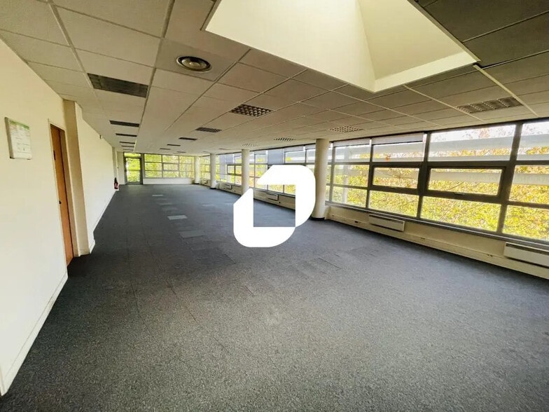 20 Boulevard De L'Europe, Combs-la-Ville à louer - Photo intérieure - Image 2 de 5