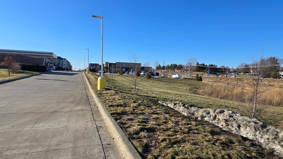 147 West End Cir, Verona, WI for lease - Other - Image 2 of 35