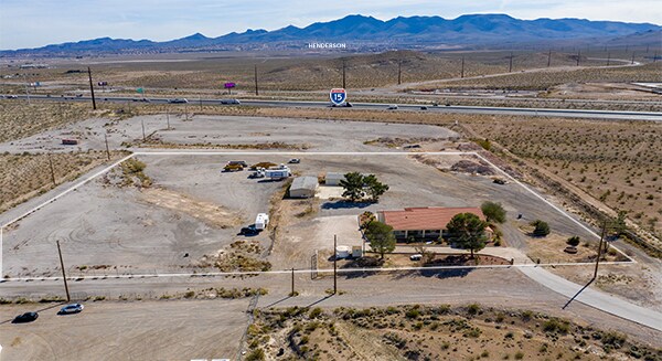 13940 Schuster Ave, Sloan, NV à vendre - Photo du bâtiment - Image 2 de 4