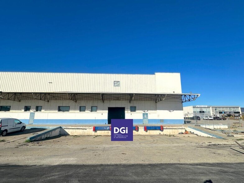 Flex dans Nîmes à louer - Photo du bâtiment - Image 2 de 5