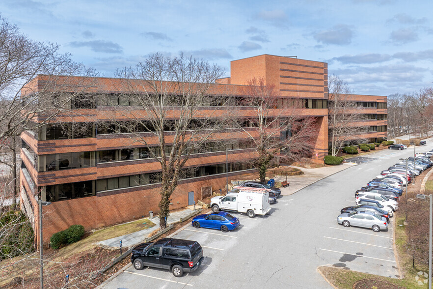 600 Unicorn Park Dr, Woburn, MA for lease - Primary Photo - Image 1 of 5