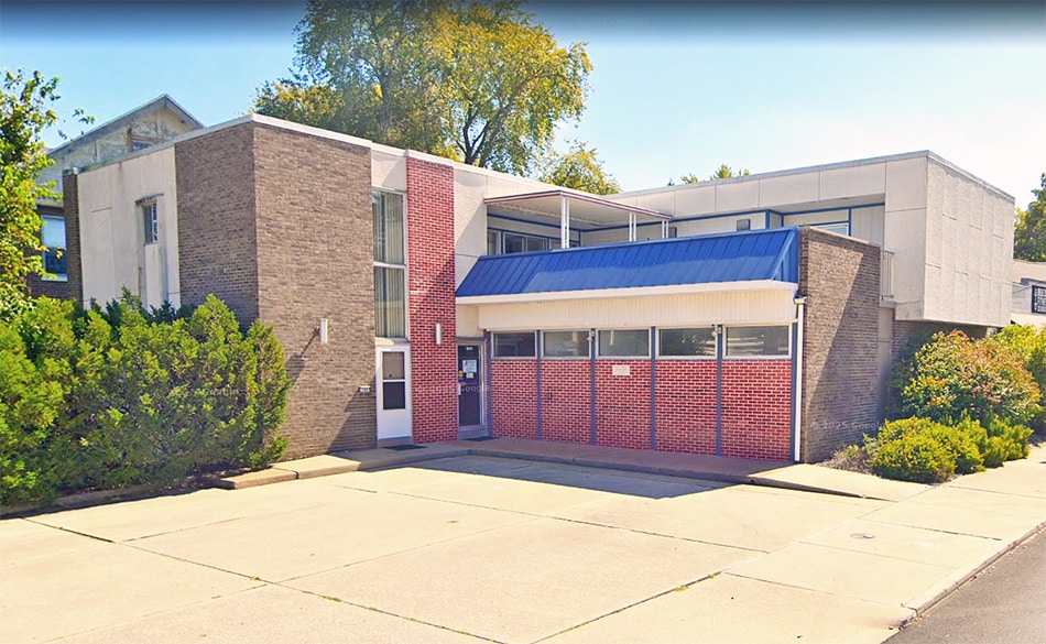 100 Mascoutah Ave, Belleville, IL for sale - Building Photo - Image 1 of 8