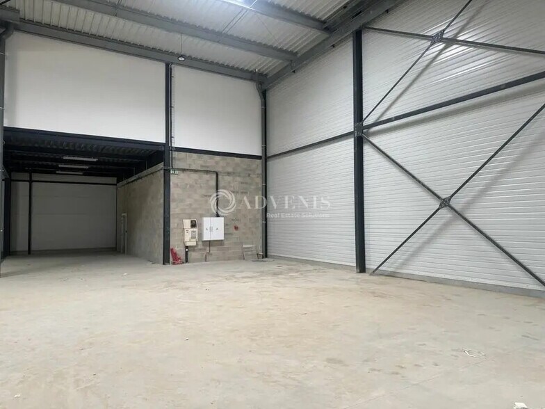 Flex in Louvres for sale - Interior Photo - Image 3 of 8