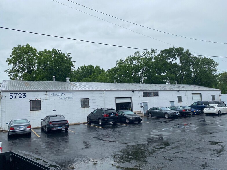 5725 Manchester Ave, Saint Louis, MO à vendre - Photo du bâtiment - Image 3 de 11