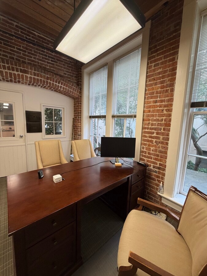 171 Church St, Charleston, SC 29401 - Unit 250 - - Interior Photo - Image 1 of 12