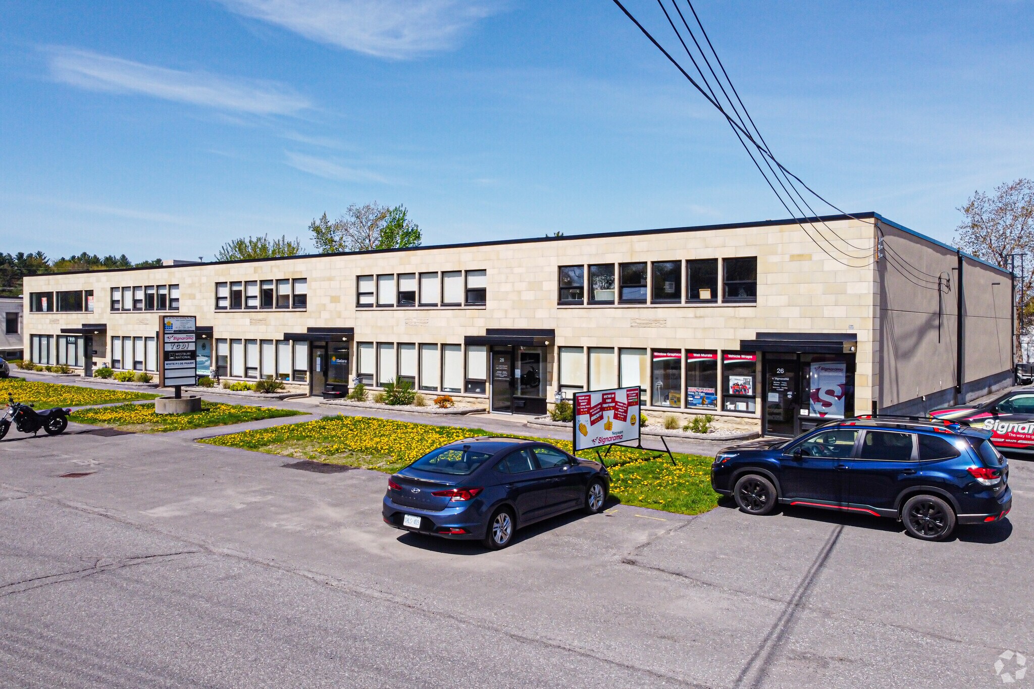 26-34 Capital Dr, Ottawa, ON à vendre Photo principale- Image 1 de 1