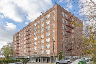 Plus de détails pour 2711 Independence Ave, Bronx, NY - Multi-résidentiel à vendre