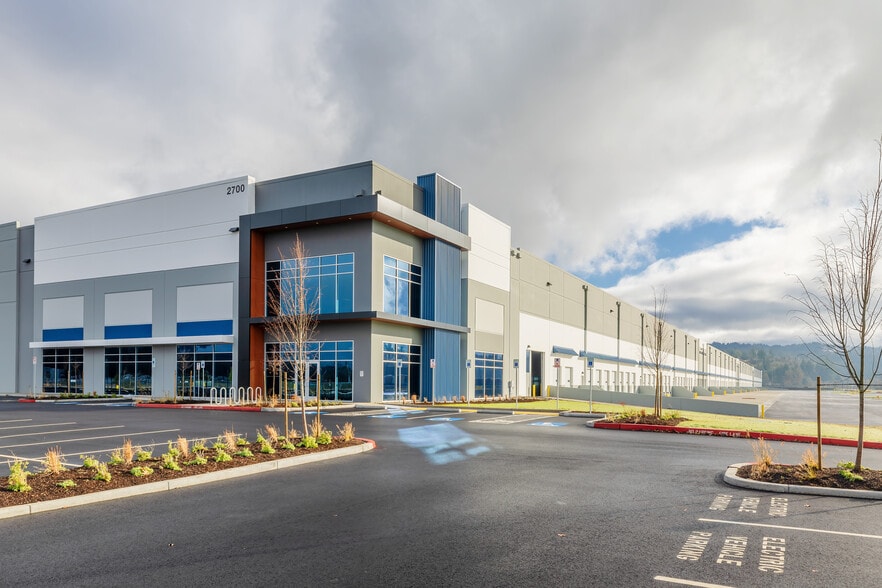 2700 Talley Way, Kelso, WA for lease - Building Photo - Image 1 of 11