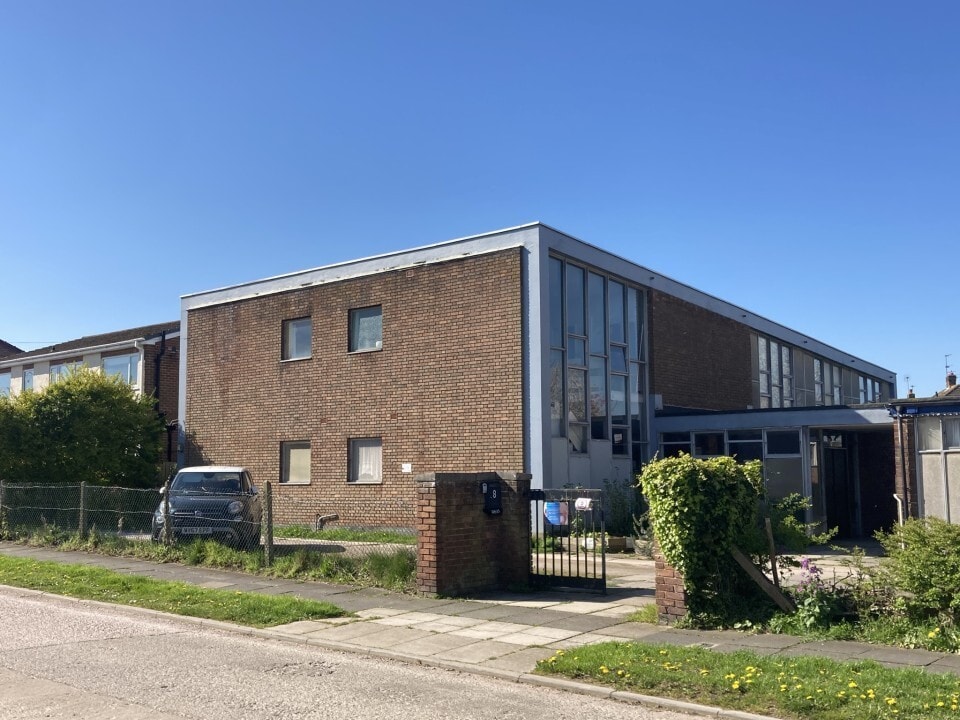 45 Mill Park Dr, Wirral for sale Primary Photo- Image 1 of 6