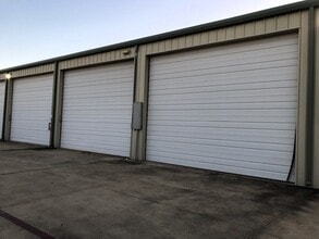 18901 Kuykendahl Rd, Spring, TX for lease Building Photo- Image 2 of 6