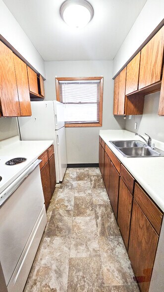 1621 G St, Lincoln, NE à vendre - Photo intérieure - Image 3 de 3