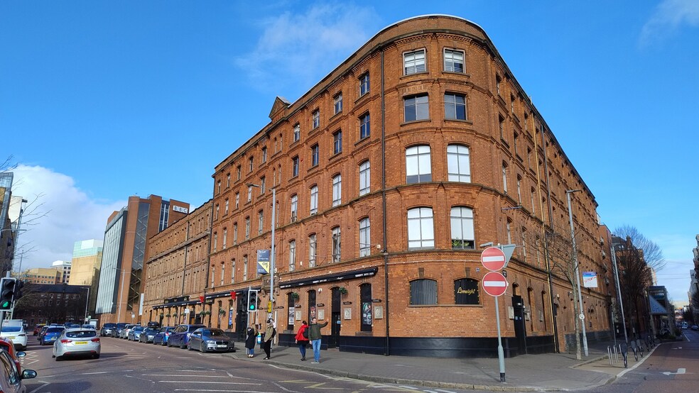 17 Ormeau Av, Belfast à louer - Photo du bâtiment - Image 2 de 2