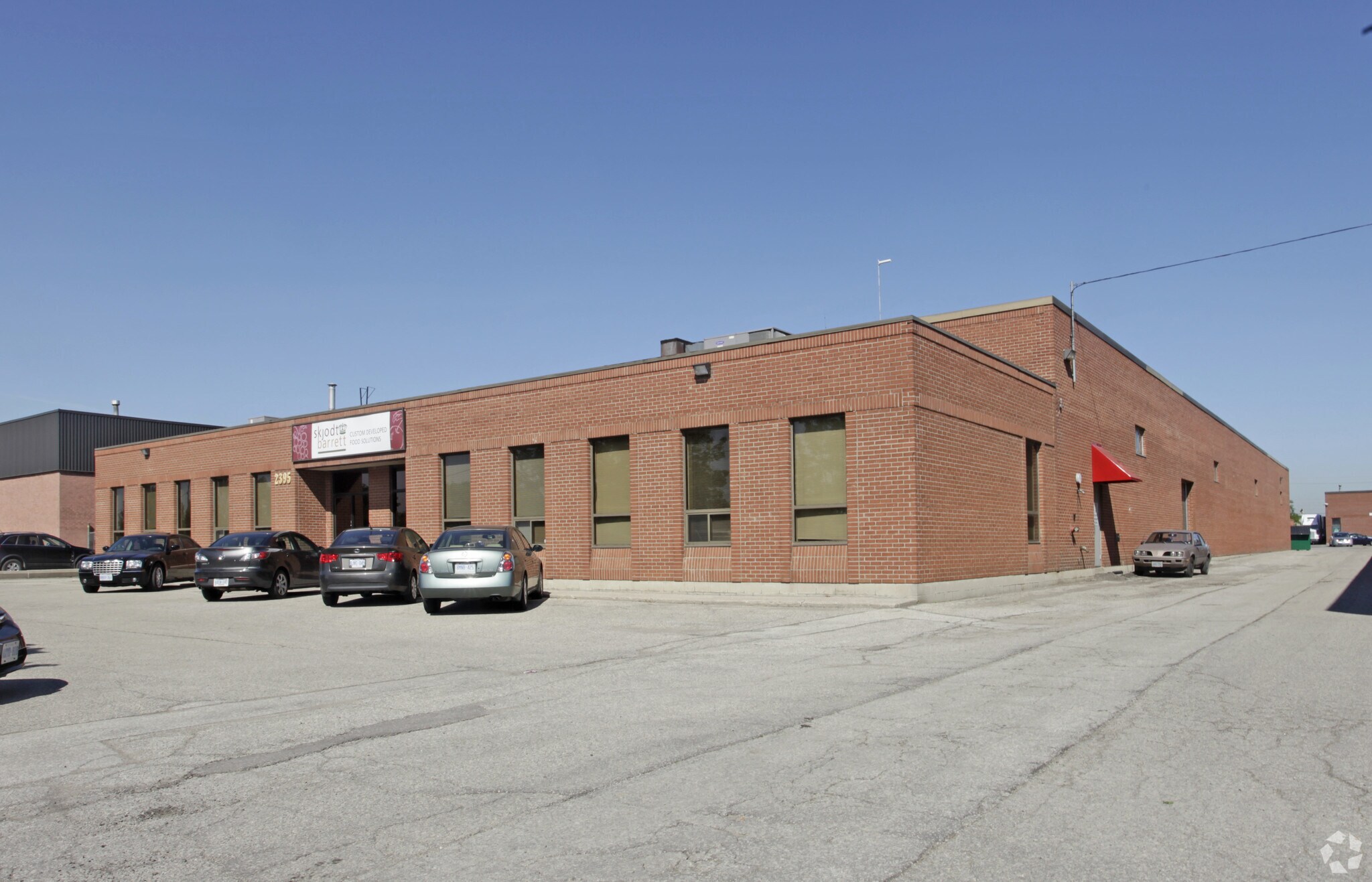 2395 Lucknow Dr, Mississauga, ON à vendre Photo principale- Image 1 de 1