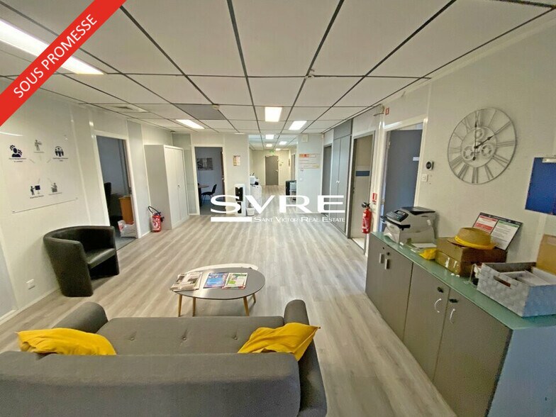 100 Chemin De L'Aumone-Vieille, Aubagne for sale - Interior Photo - Image 1 of 2