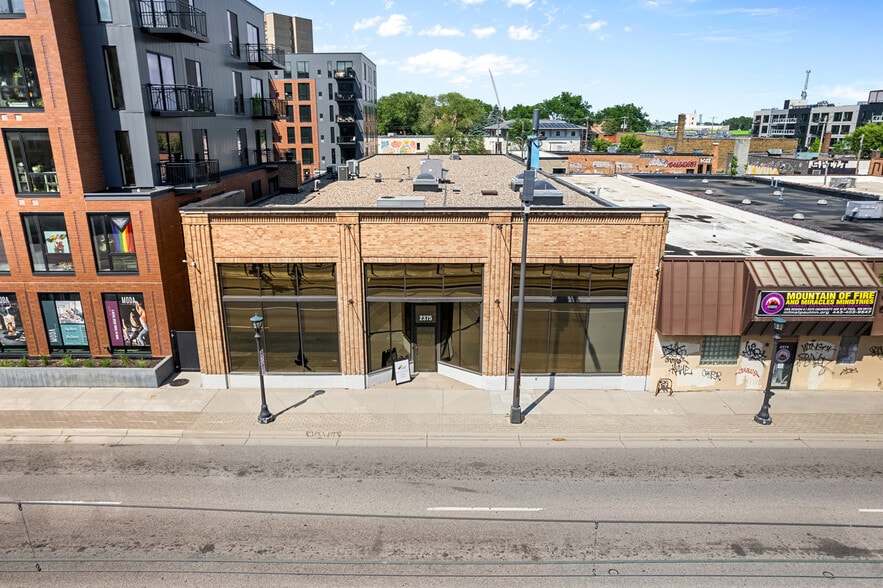 2375 W University Ave, Saint Paul, MN à vendre - Photo du bâtiment - Image 3 de 32