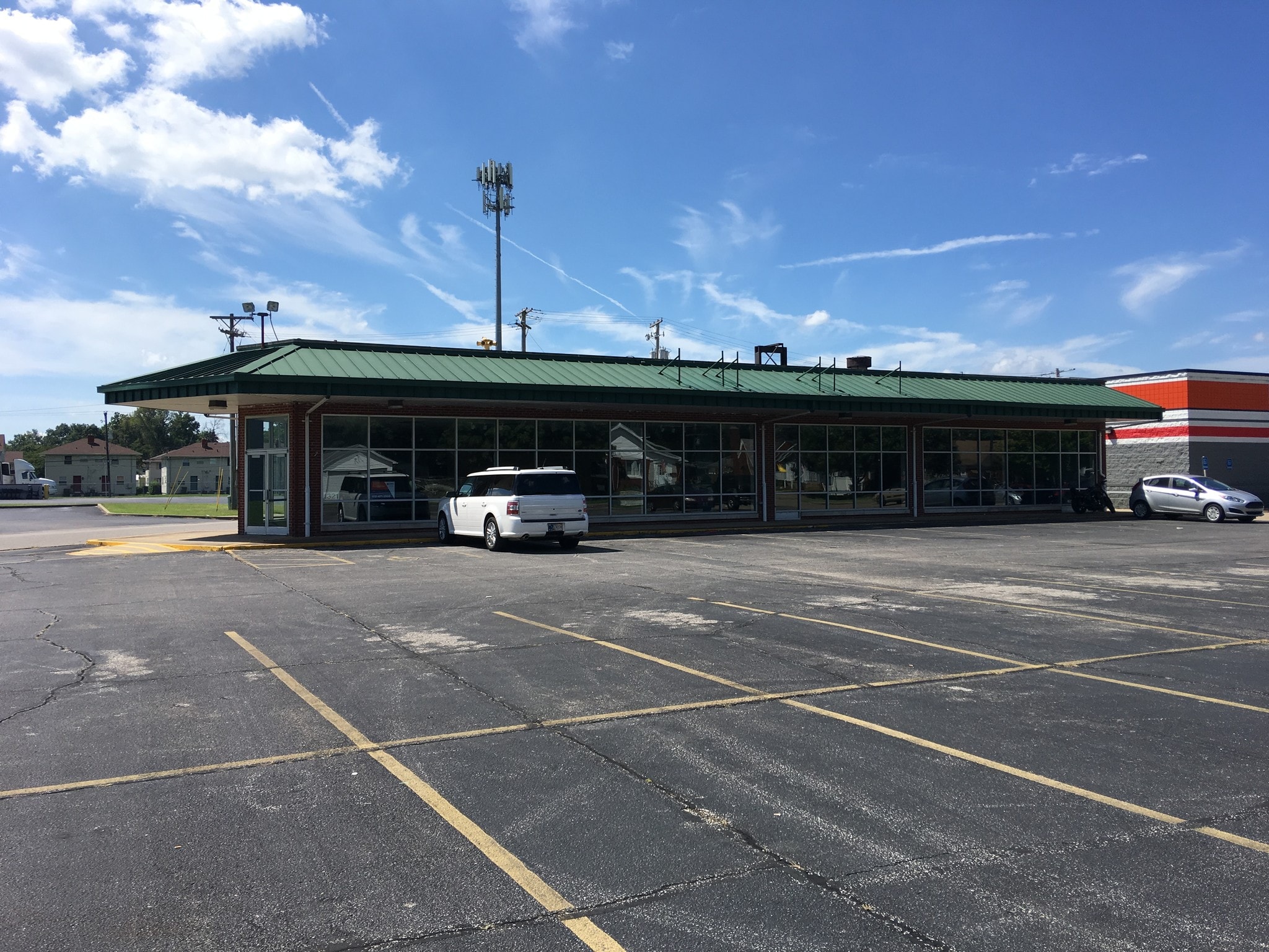 1321 Covert Ave, Evansville, IN for lease Building Photo- Image 1 of 13