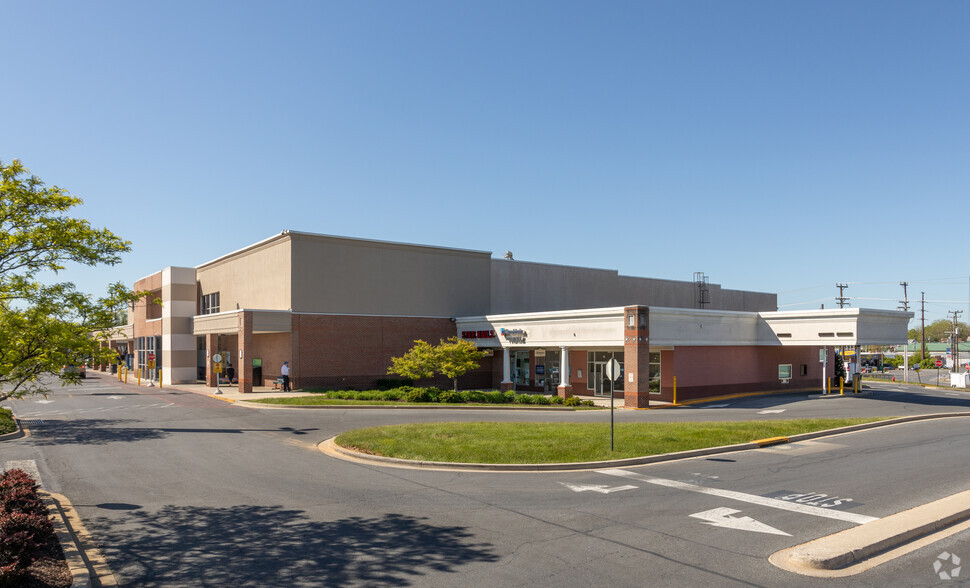 200-250 Englar Rd, Westminster, MD for lease - Building Photo - Image 1 of 4