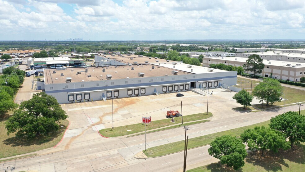 3405 Roy Orr Blvd, Grand Prairie, TX à louer - Photo du bâtiment - Image 2 de 10