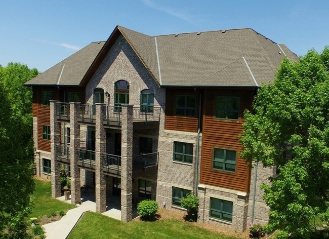 Plus de détails pour 1045 W Glen Oaks Ln, Mequon, WI - Bureau à louer