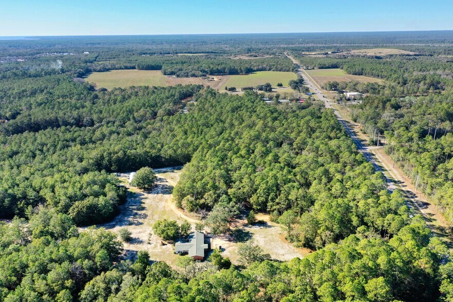 95 Brannon Dr, Freeport, FL for sale - Aerial - Image 1 of 3
