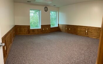 766 E Pittsburgh St, Greensburg, PA for lease Interior Photo- Image 2 of 8
