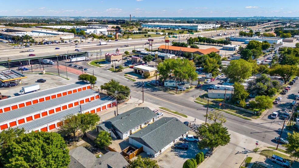 2001 Carl Rd, Irving, TX à vendre - Photo du bâtiment - Image 2 de 14